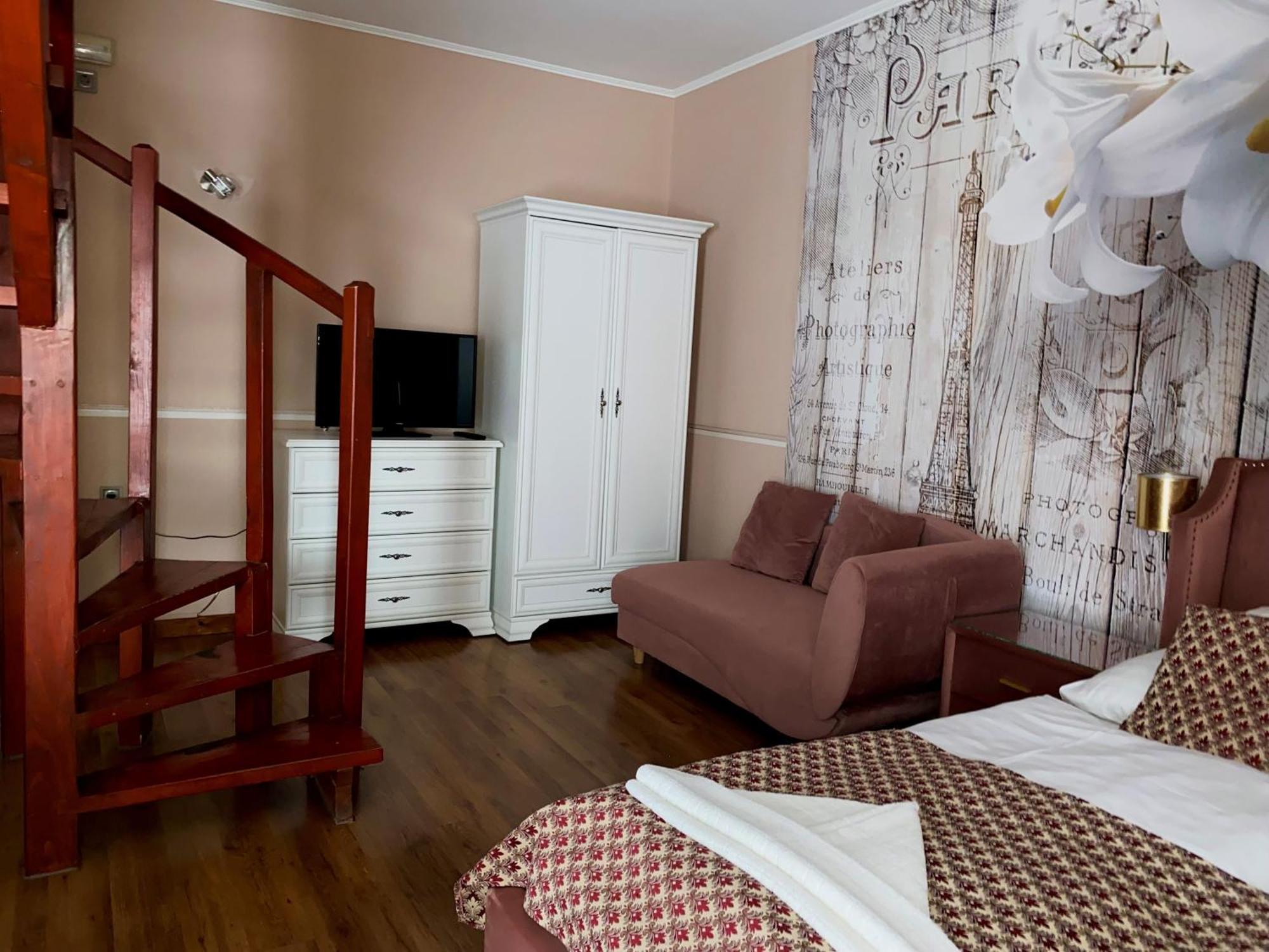 Kek Laguna Wellness Apartmanok 에게르잘록 외부 사진