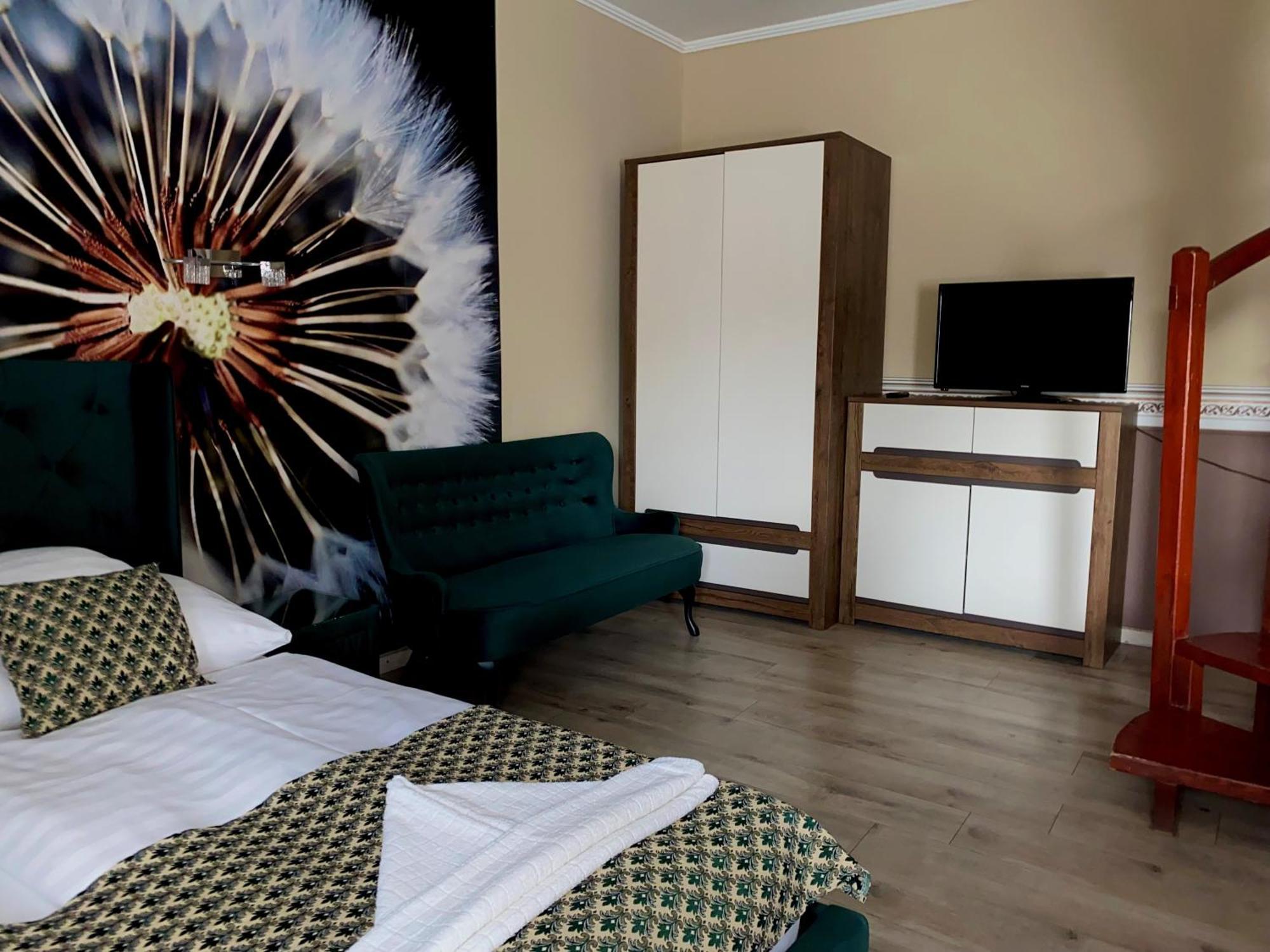Kek Laguna Wellness Apartmanok 에게르잘록 외부 사진