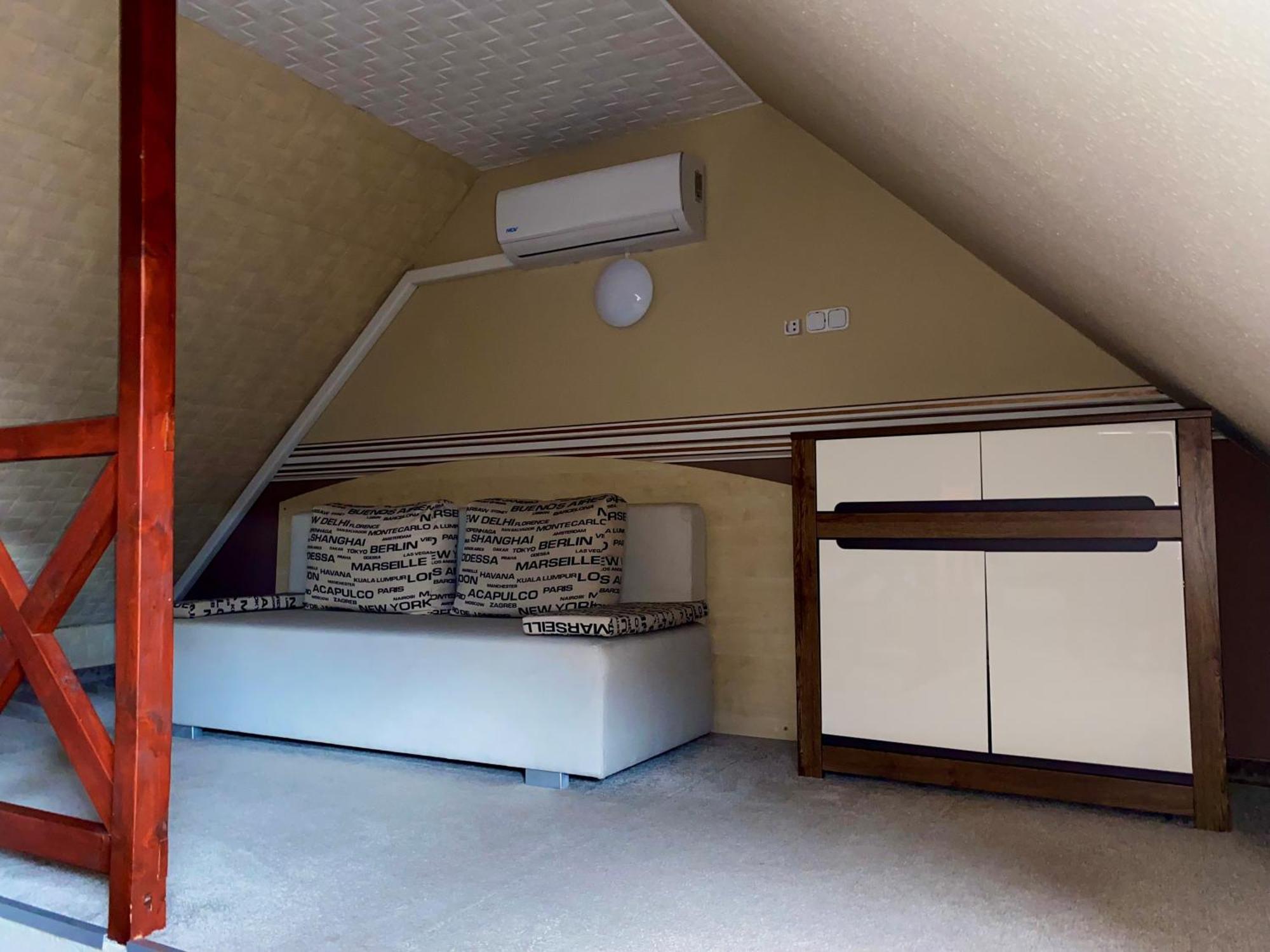 Kek Laguna Wellness Apartmanok 에게르잘록 외부 사진